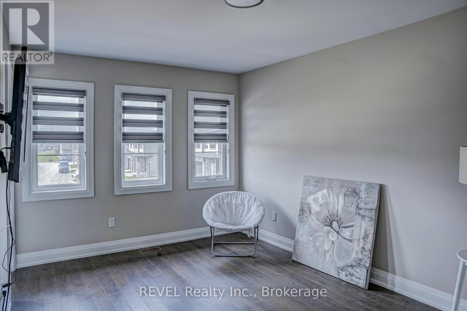 29 Elvira Way, Thorold, Ontario  L2V 0M7 - Photo 26 - X12109355