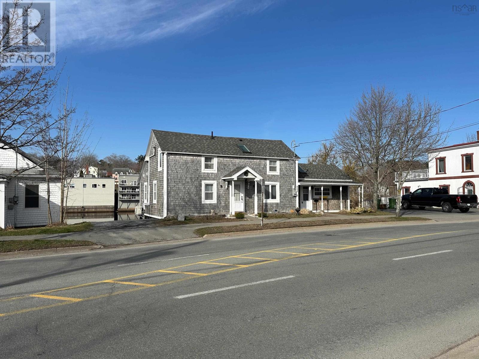 553 Lahave Street, Bridgewater, Nova Scotia  B4V 2V1 - Photo 18 - 202500865