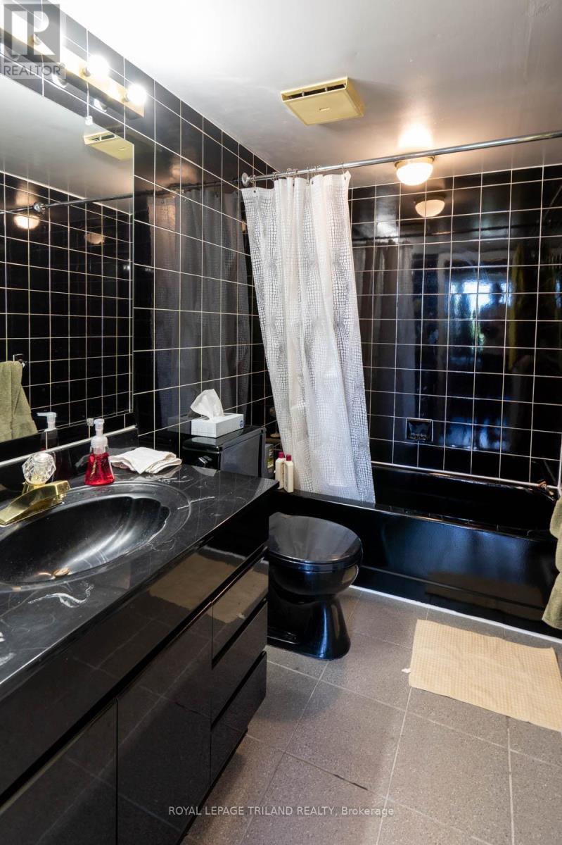 605 - 1510 Richmond Street, London North (North G), Ontario  N6G 4V2 - Photo 8 - X12109646