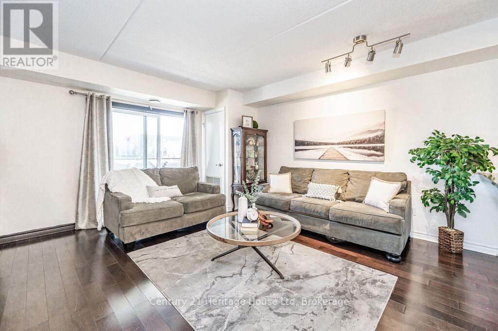 212 - 43 Goodwin Drive, Guelph, Ontario  N1L 0E5 - Photo 5 - X12109660