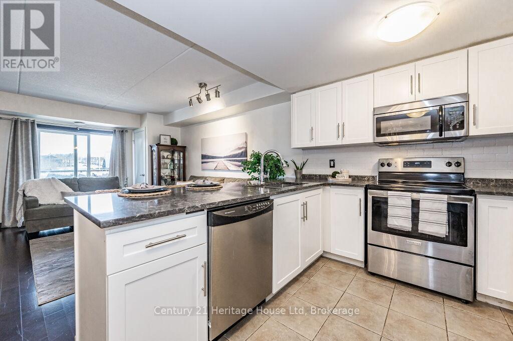 212 - 43 Goodwin Drive, Guelph, Ontario  N1L 0E5 - Photo 6 - X12109660