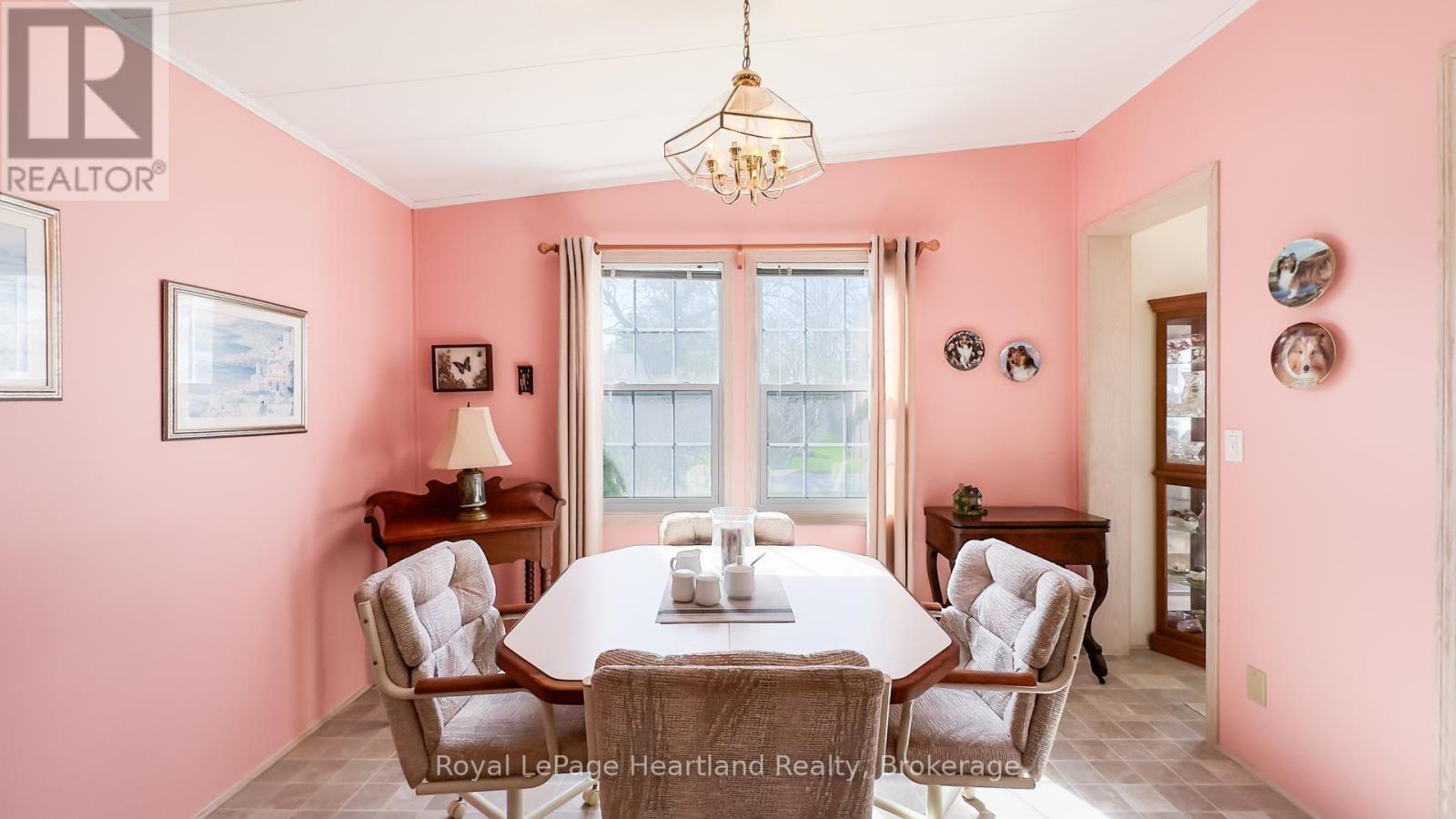30 Algonquin Lane, Ashfield-Colborne-Wawanosh, Ontario  N7A 3Y2 - Photo 13 - X12109747