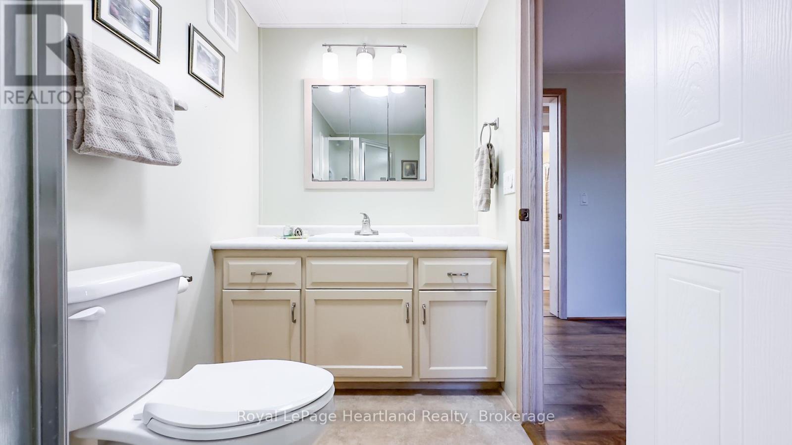 30 Algonquin Lane, Ashfield-Colborne-Wawanosh, Ontario  N7A 3Y2 - Photo 17 - X12109747