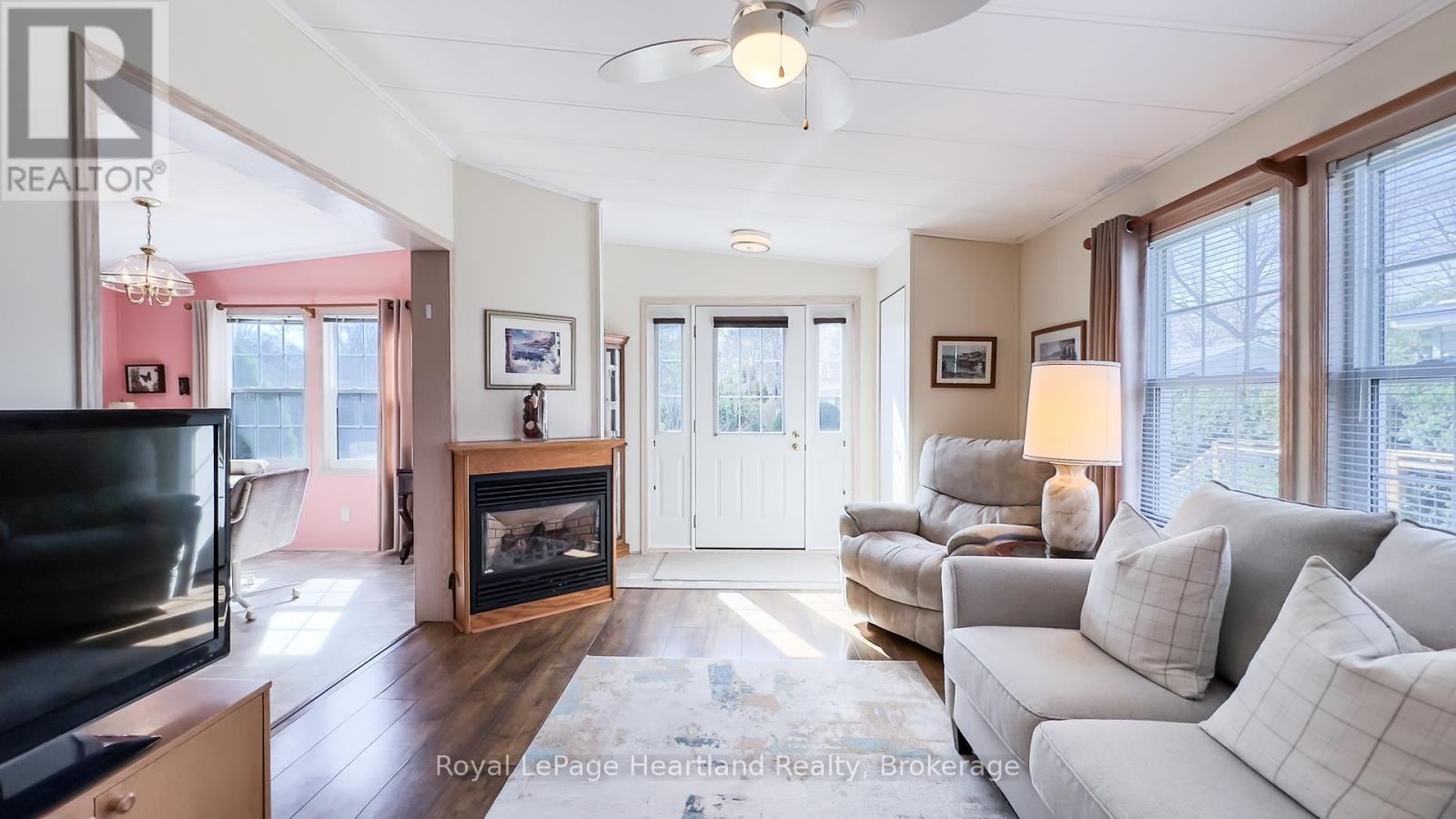 30 Algonquin Lane, Ashfield-Colborne-Wawanosh, Ontario  N7A 3Y2 - Photo 6 - X12109747