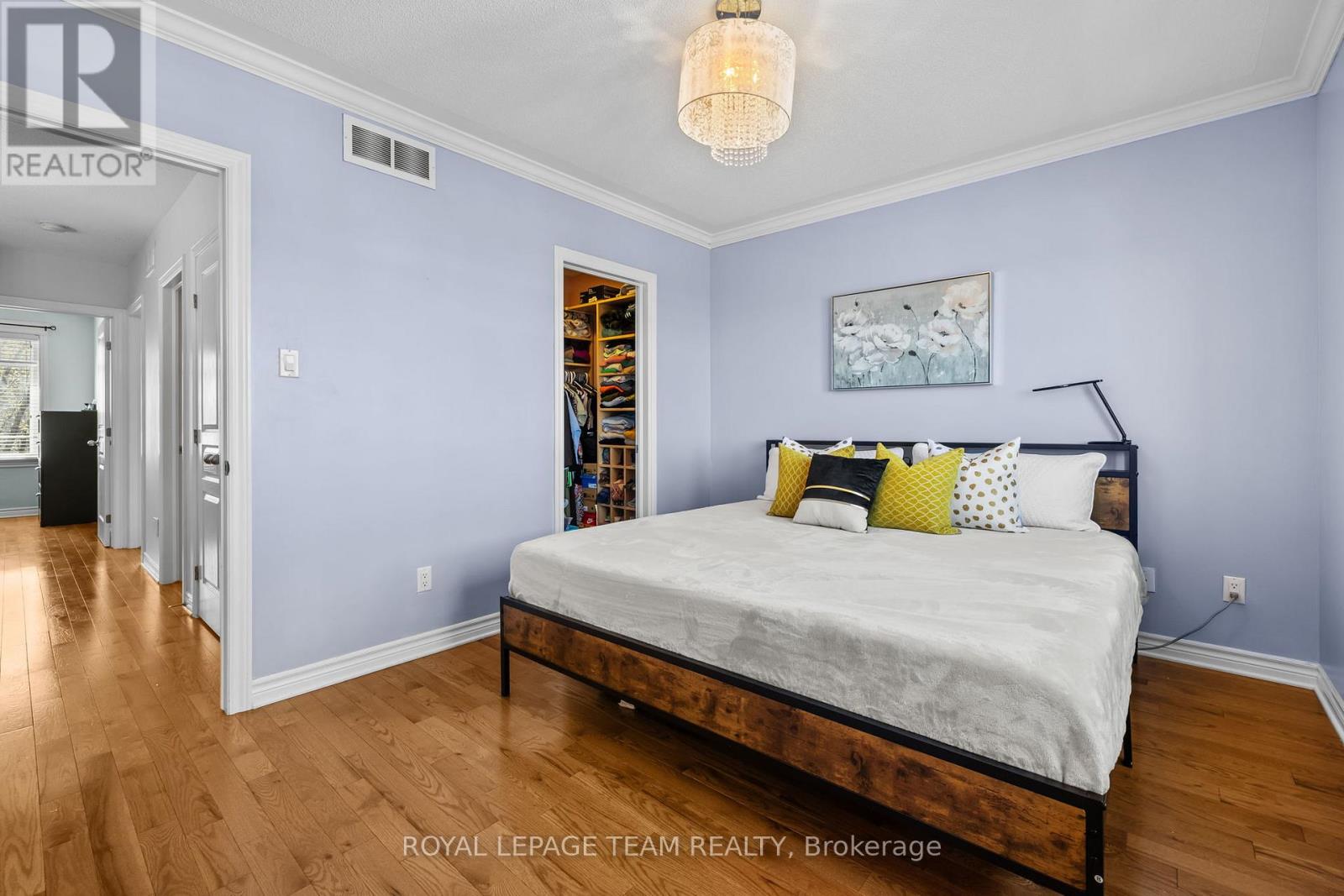 125 Brilia Private, Ottawa, Ontario  K1J 0B7 - Photo 21 - X12109610