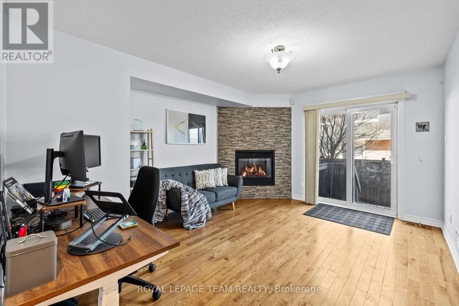 Property at 125 BRILIA PRIVATE image 3