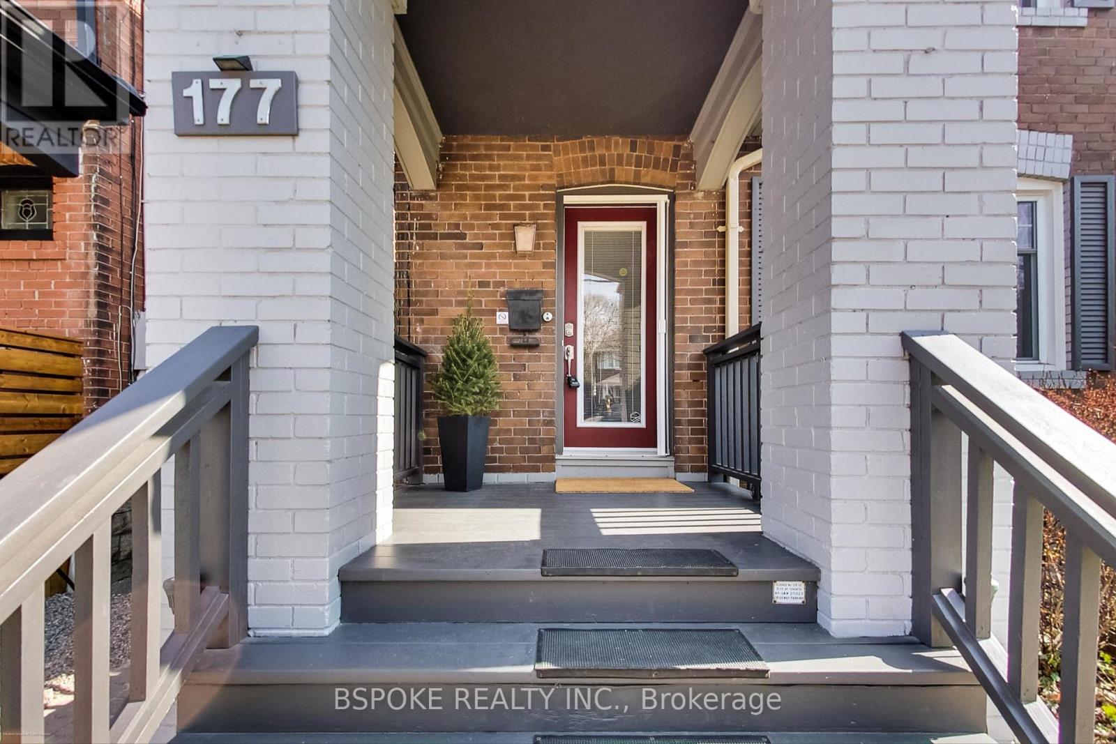 Property at 177 FAIRLAWN AVENUE image 3