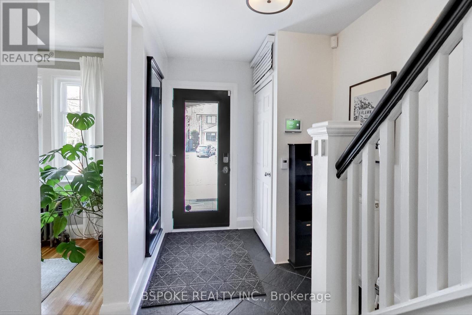 Property at 177 FAIRLAWN AVENUE image 4