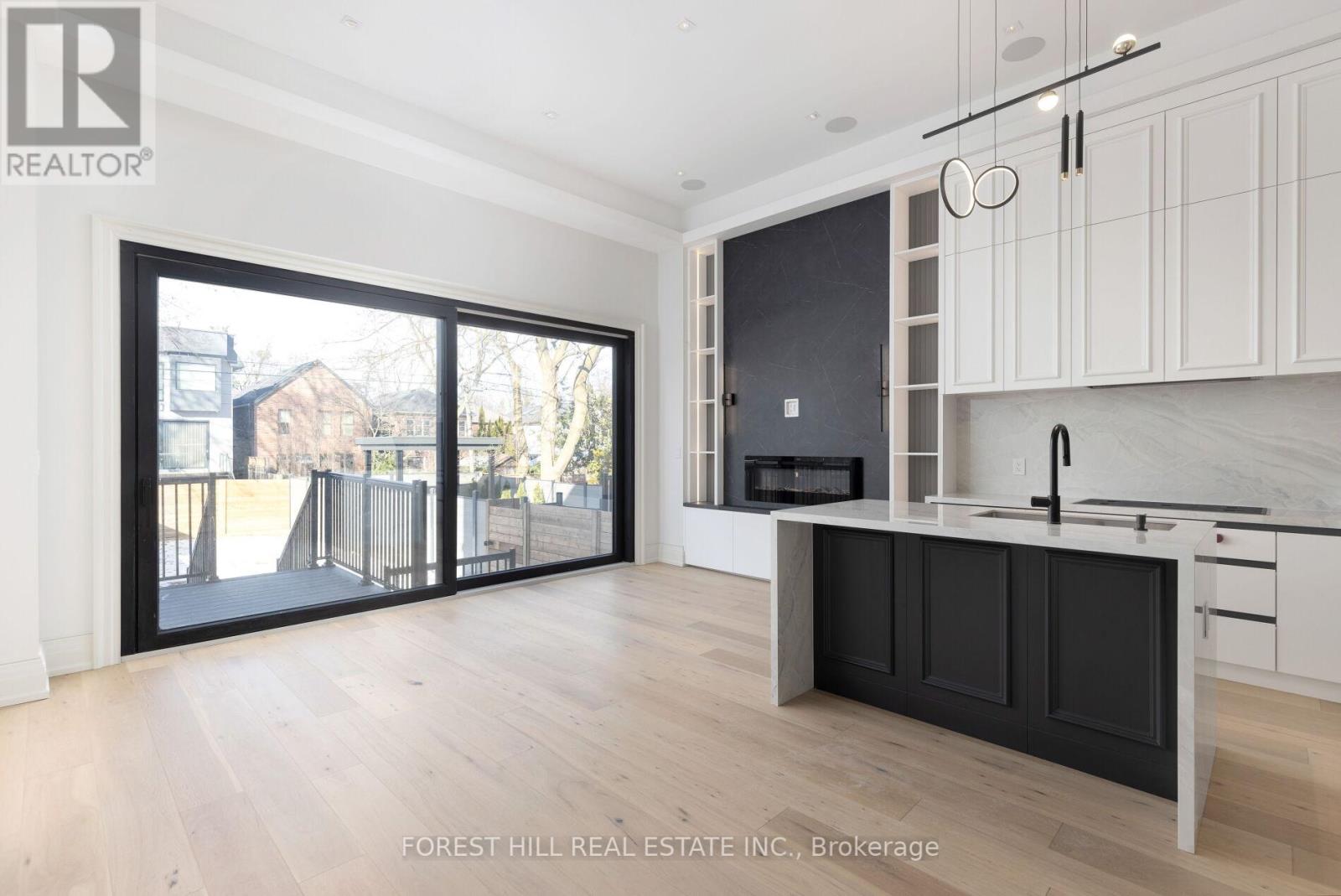 Property at 118 BRIAR HILL AVENUE image 2