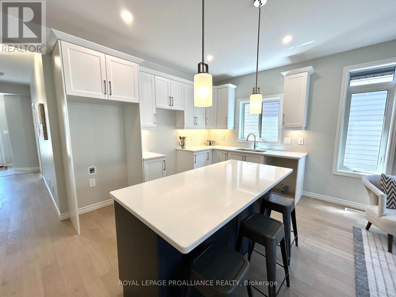 Property at 79 ATHABASKA DRIVE image 5