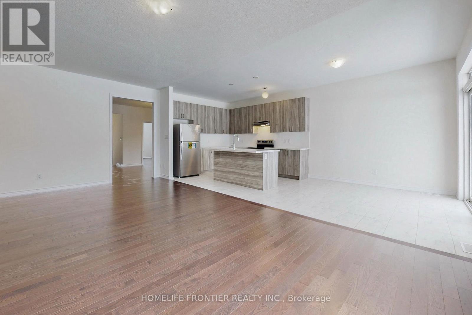 364 Ramblewood Drive, Wasaga Beach, Ontario  L9Z 0L5 - Photo 10 - S12109732