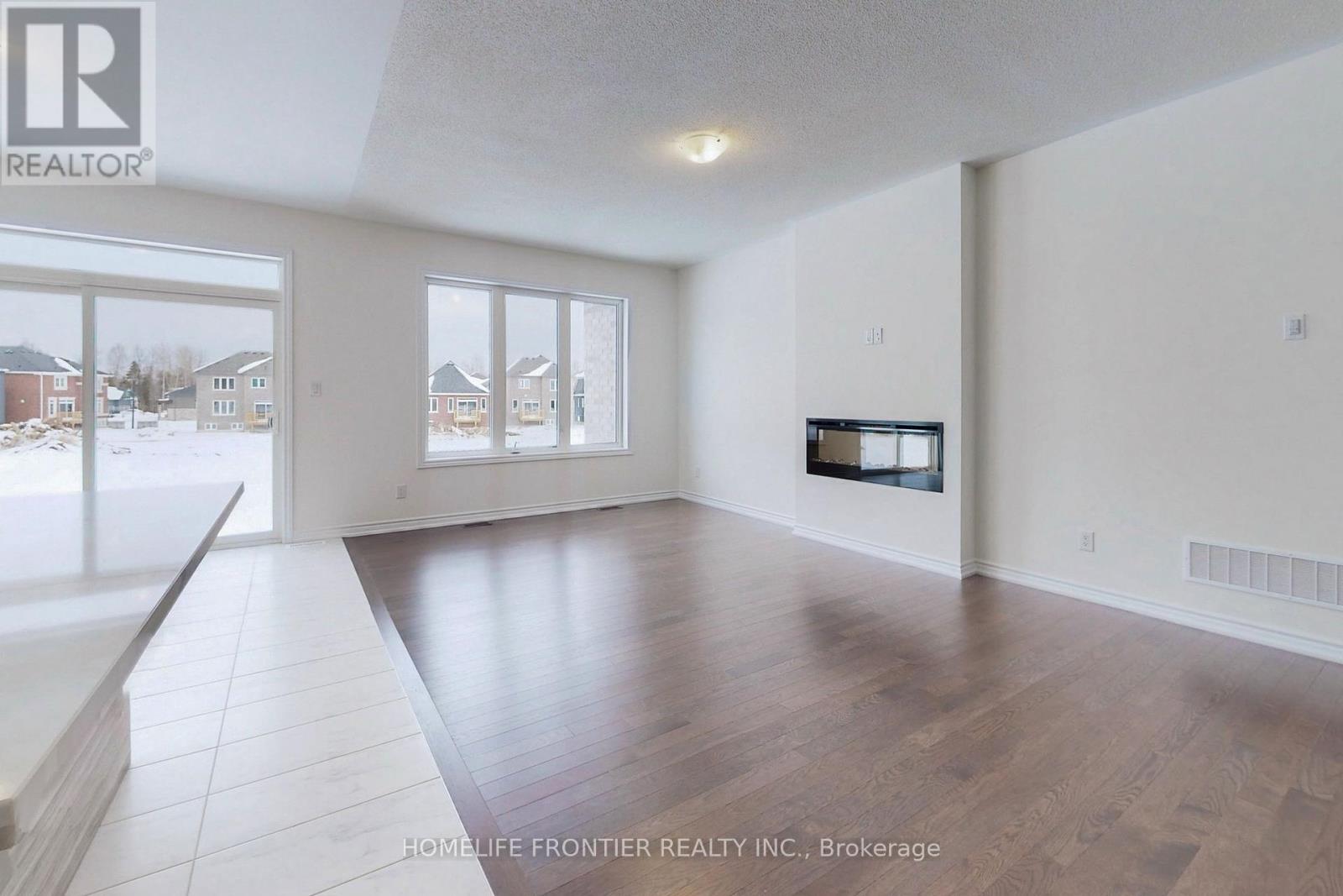 364 Ramblewood Drive, Wasaga Beach, Ontario  L9Z 0L5 - Photo 11 - S12109732