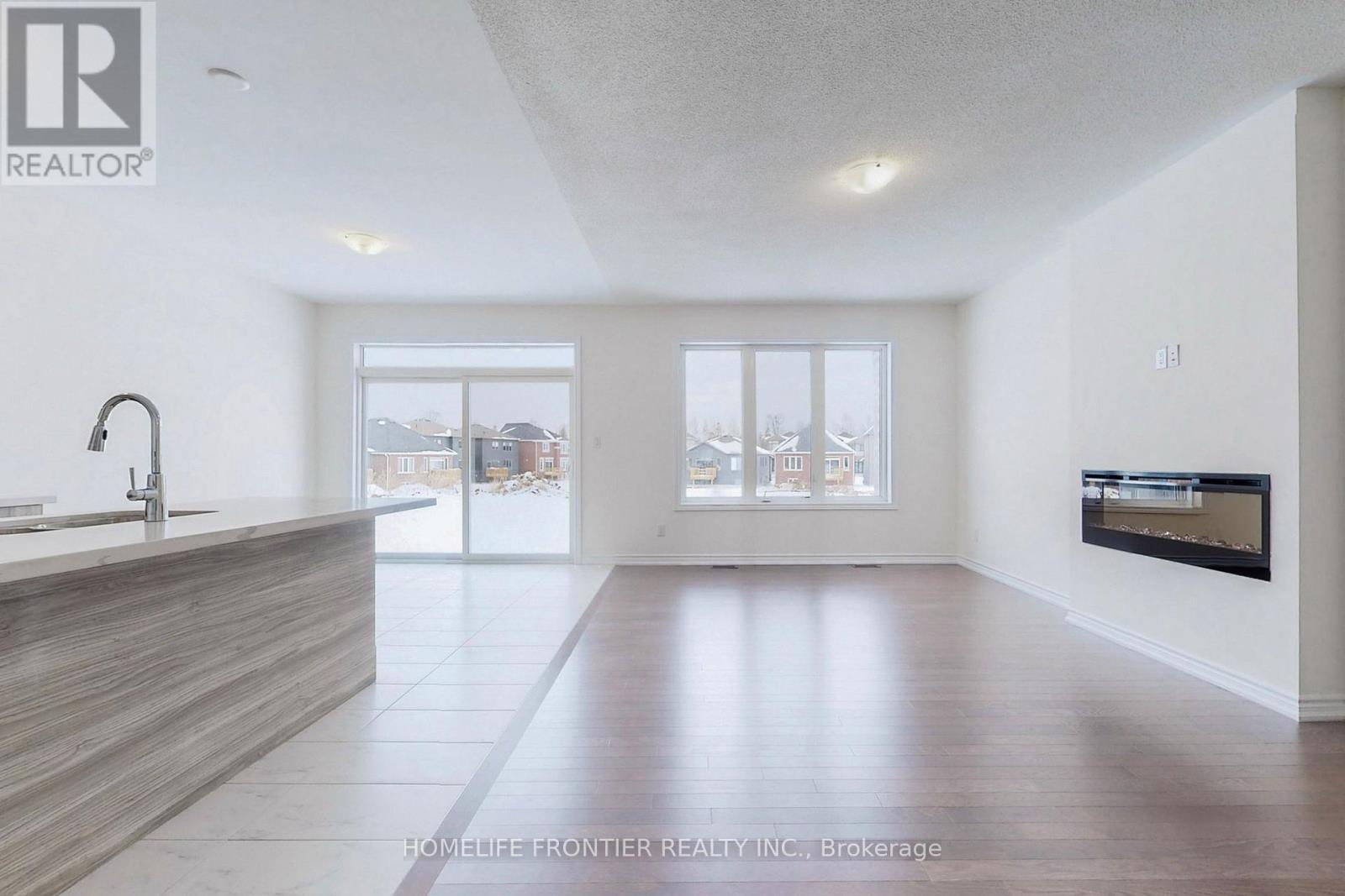 364 Ramblewood Drive, Wasaga Beach, Ontario  L9Z 0L5 - Photo 12 - S12109732