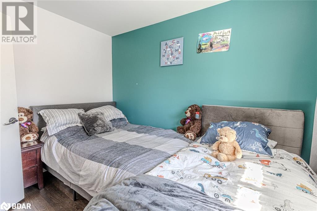 233 Grove Street E, Barrie, Ontario  L4M 2R1 - Photo 13 - 40708500