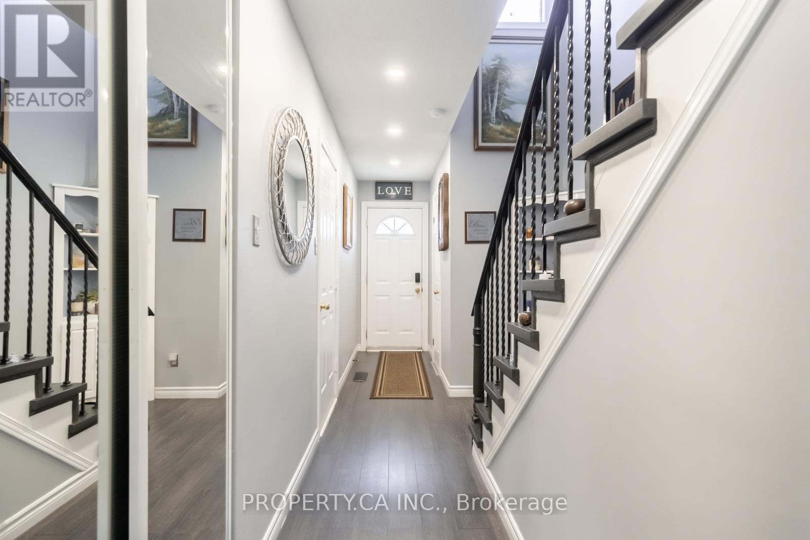 64 Dawson Crescent, Brampton (Brampton North), Ontario  L6V 3M6 - Photo 6 - W12109581