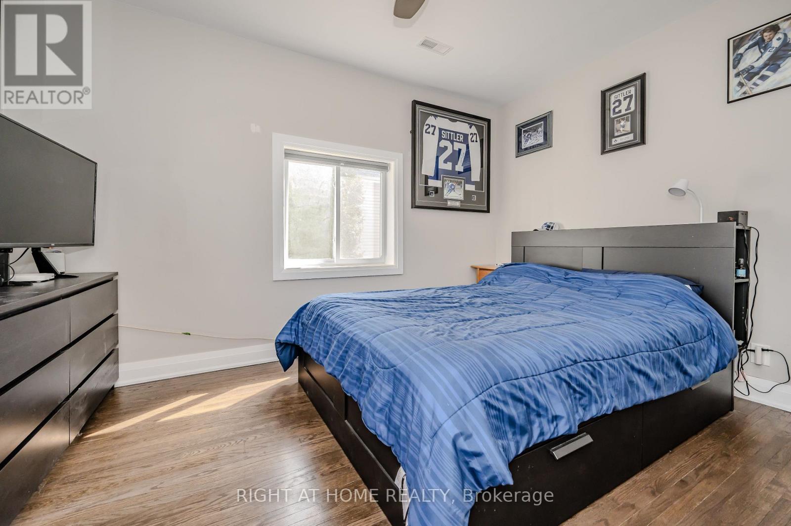 126 Poplar Avenue, Halton Hills, Ontario  L7J 2E2 - Photo 15 - W12109603