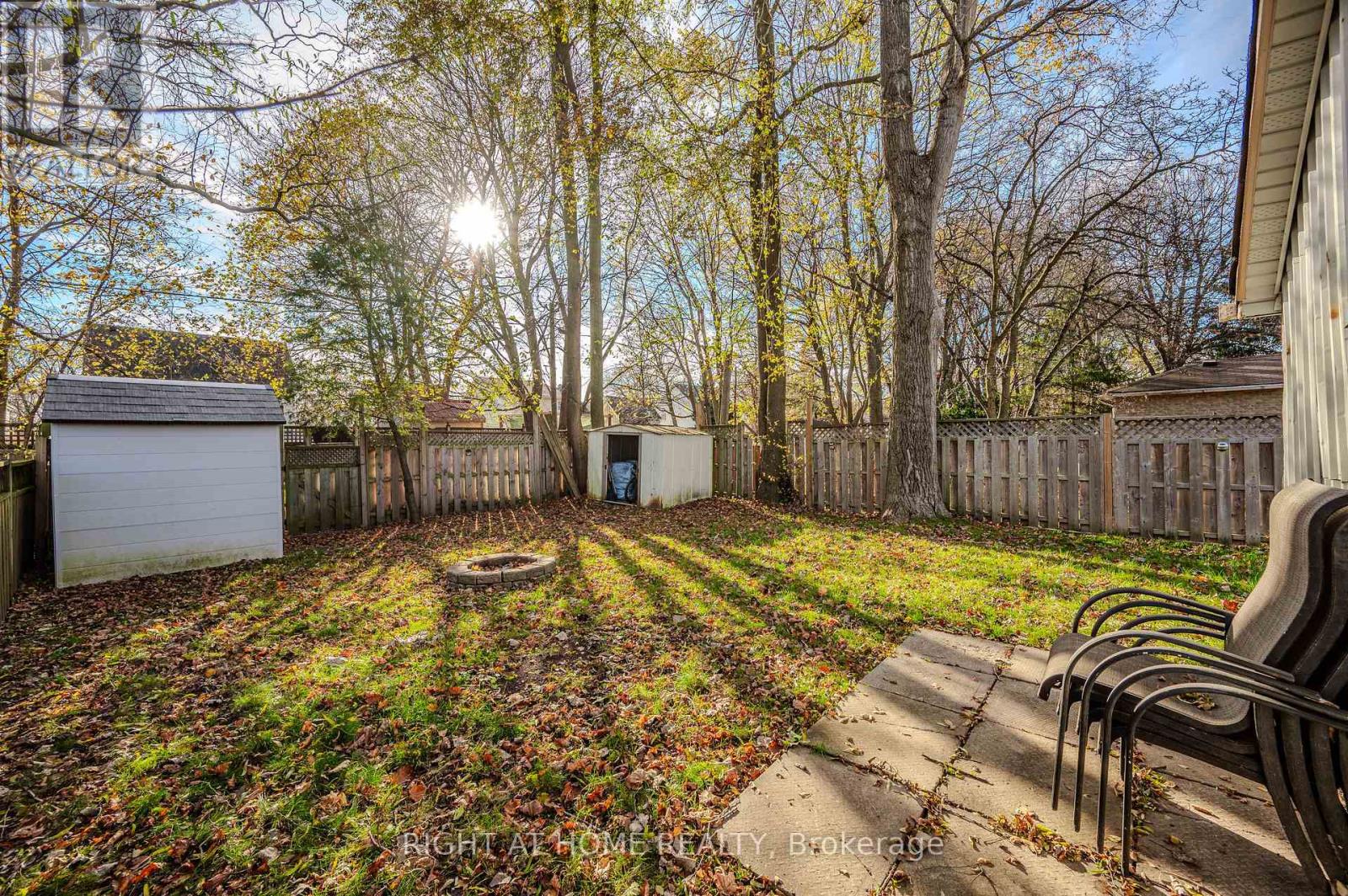 126 Poplar Avenue, Halton Hills, Ontario  L7J 2E2 - Photo 26 - W12109603