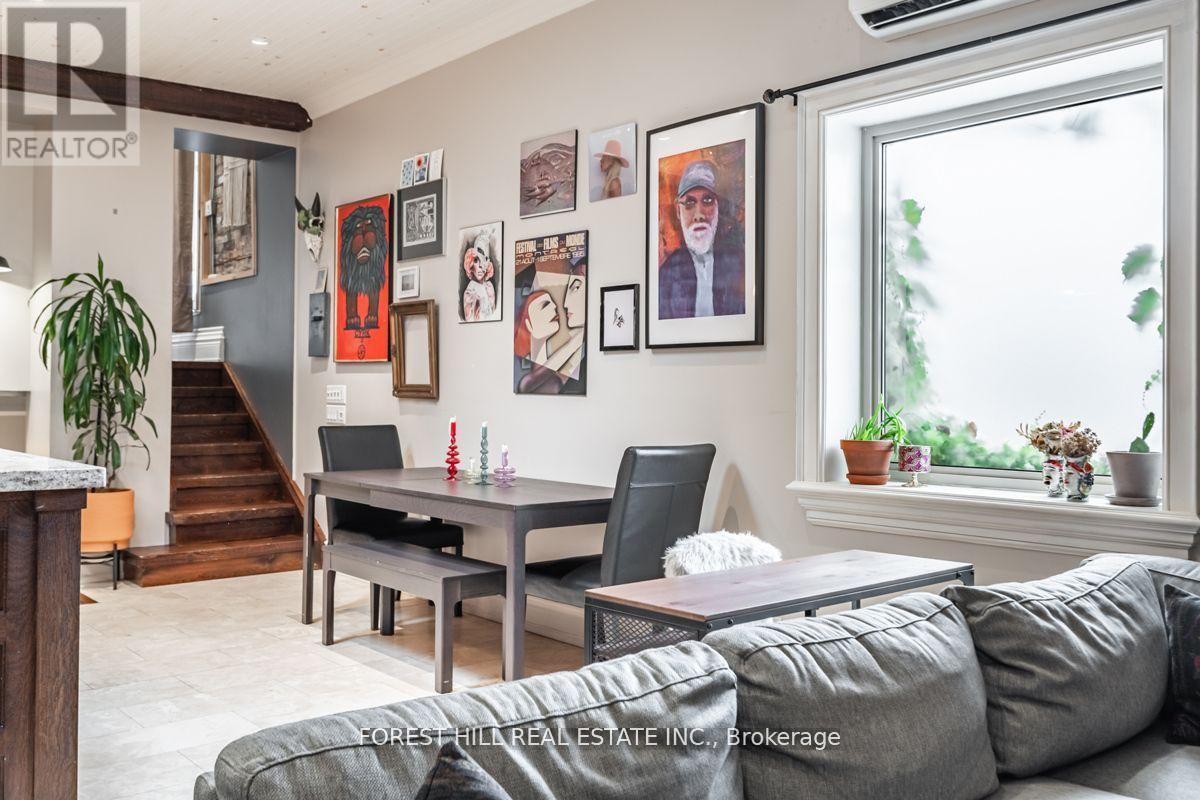 84 EARLSCOURT AVENUE Toronto (Corso Italia-Davenport), ON M6E 4A9