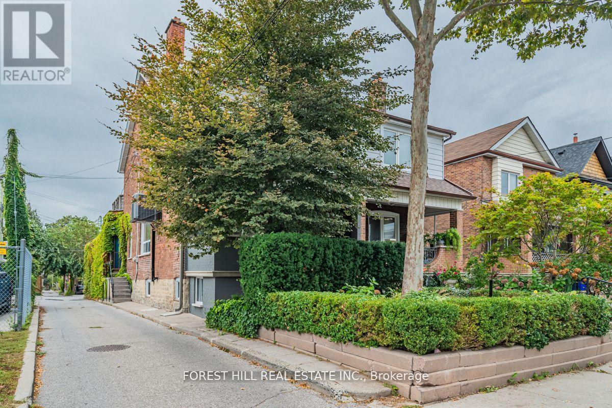 Property at 84 EARLSCOURT AVENUE image 2