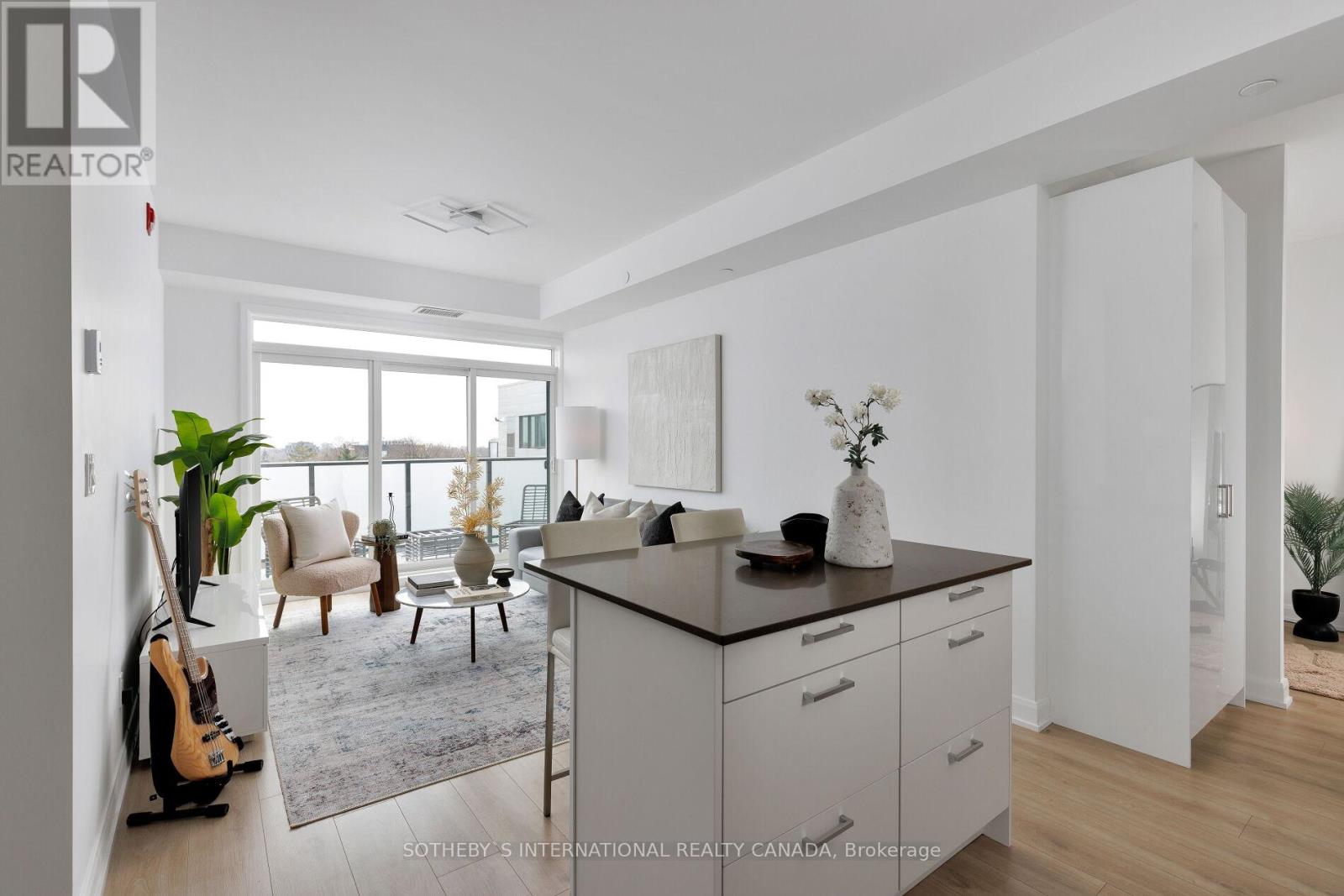 Property at 610 - 385 OSLER STREET image 2
