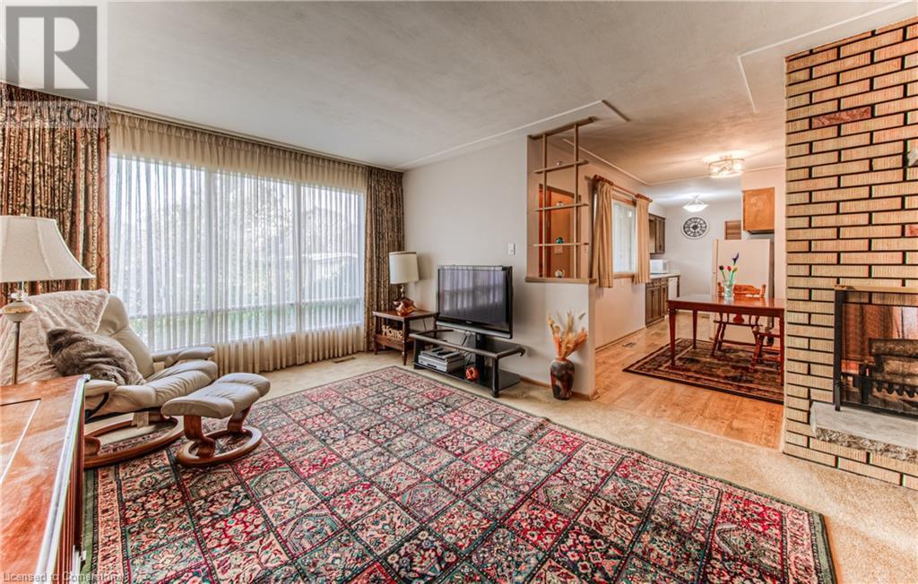 Property at 155 KENNETH Avenue image 5