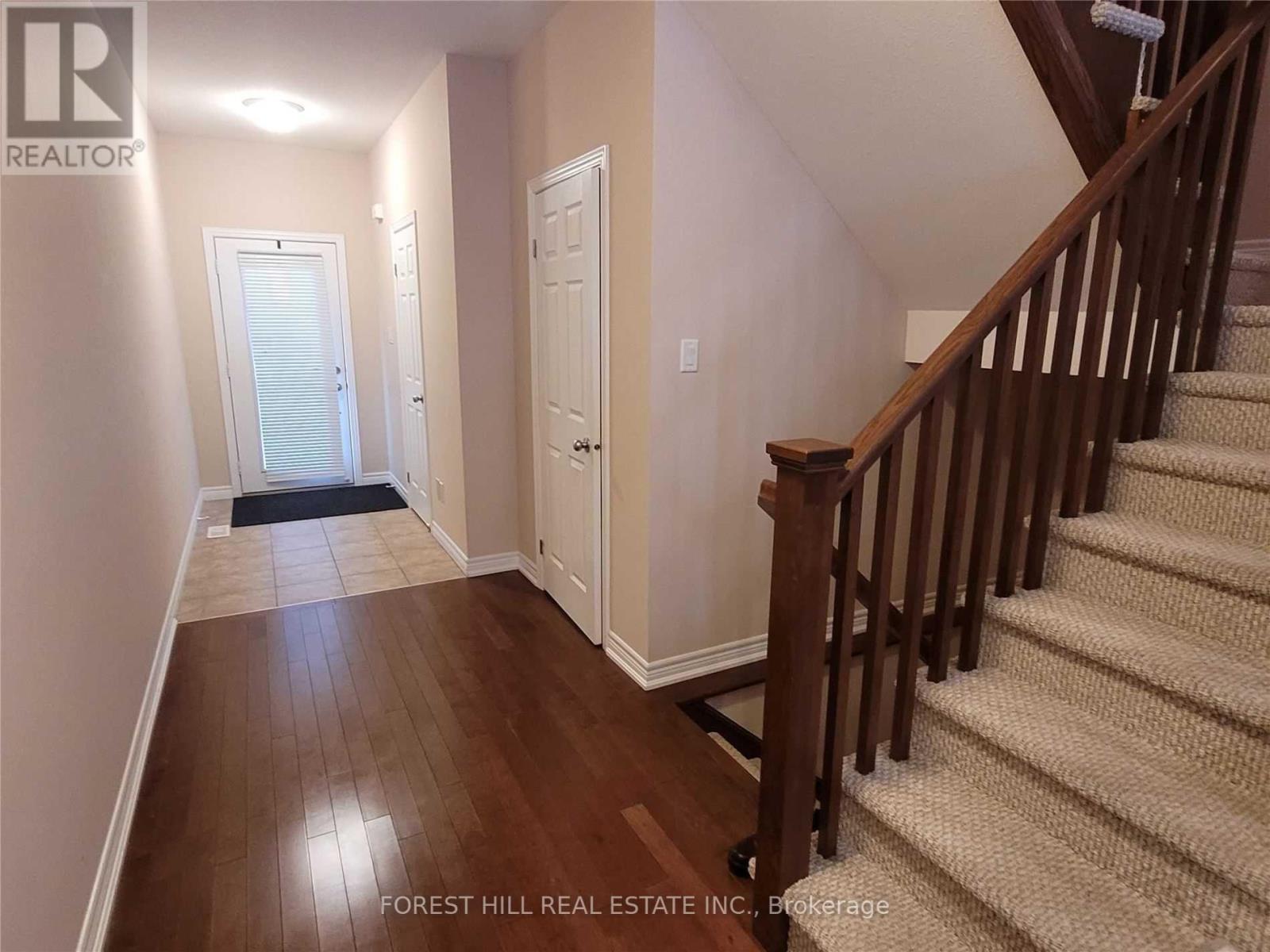 33 - 441 Stonehenge Drive, Hamilton, Ontario  L9K 0B1 - Photo 9 - X12109672