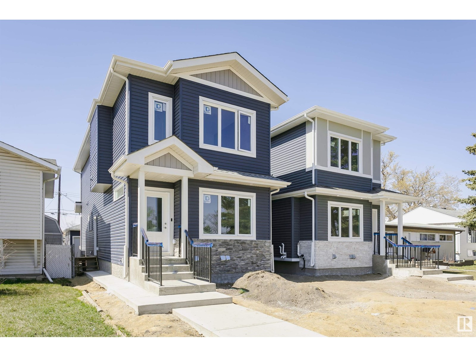 Property at 10936 157 ST NW NW image 1