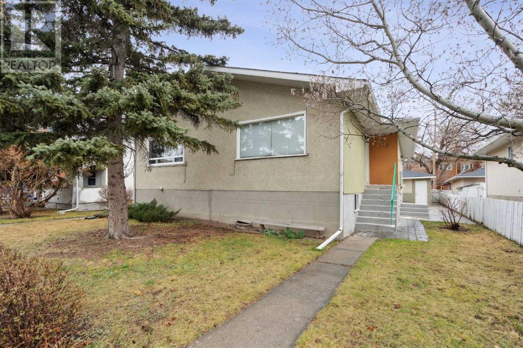 Property at 212 11A Street NE image 1