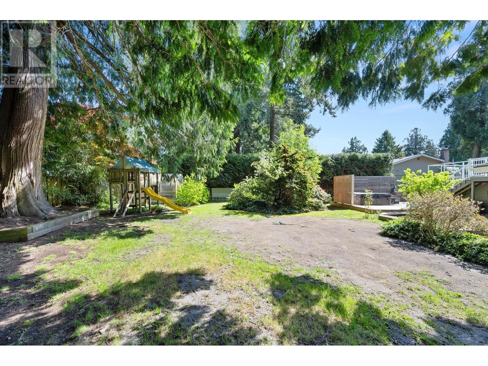 998 Pacific Drive, Delta, British Columbia  V4M 2K4 - Photo 34 - R2995472