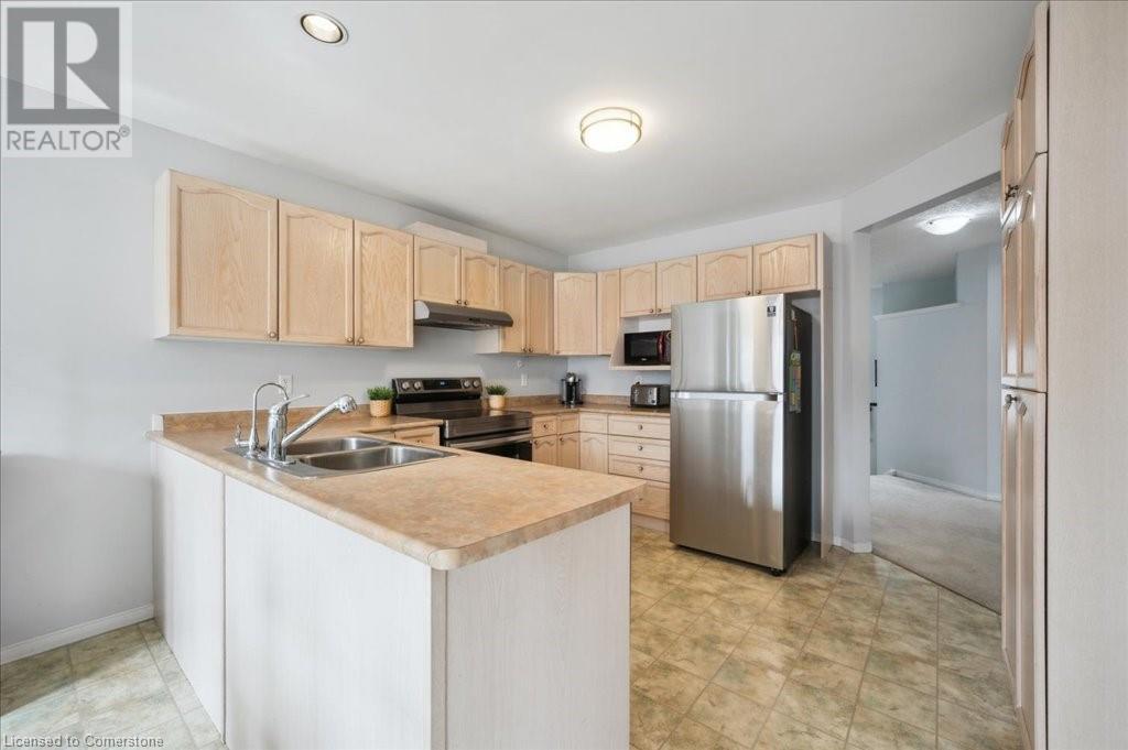 574 Windjammer Way, Waterloo, Ontario  N2K 3Z5 - Photo 15 - 40717461