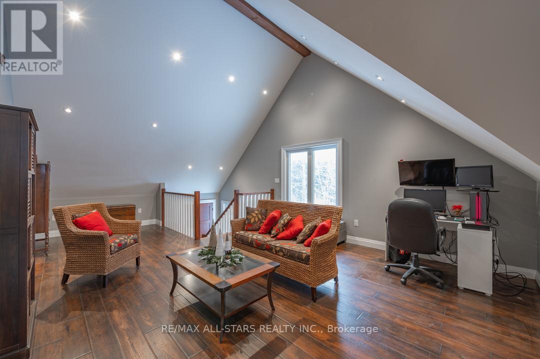 316 1/2 Riverside Drive, Kawartha Lakes, Ontario  K0M 1A0 - Photo 25 - X11891966