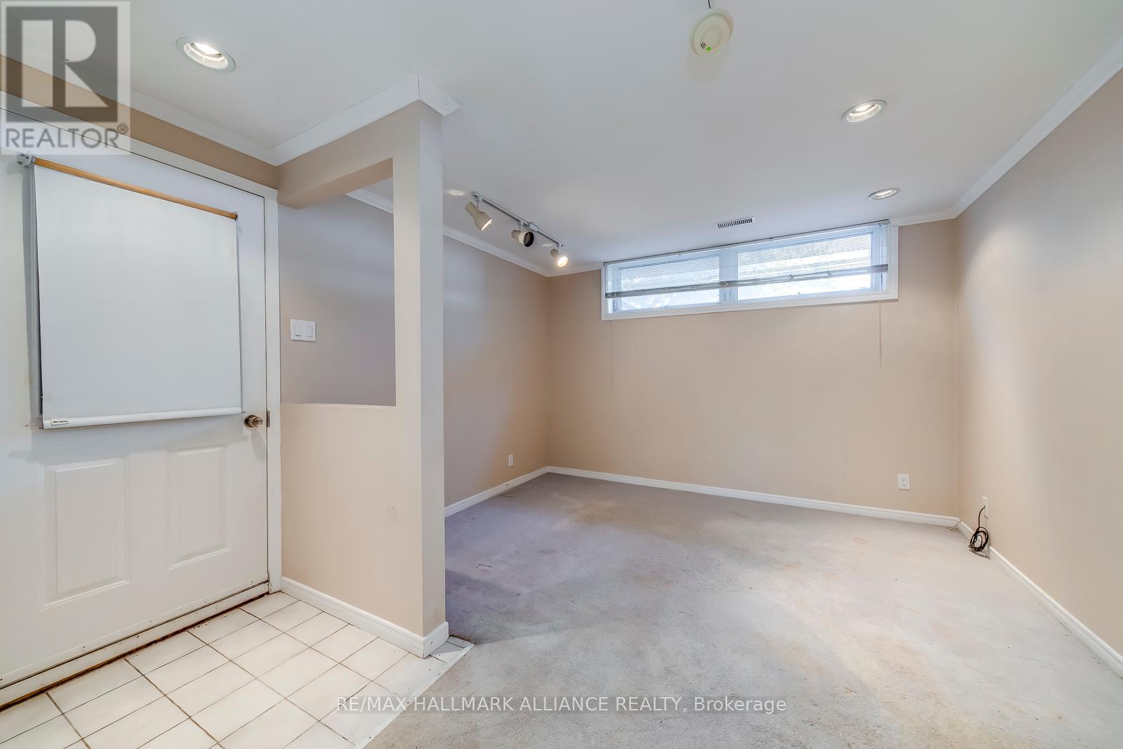 494 Chartwell Road, Oakville (Oo Old Oakville), Ontario  L6J 4A5 - Photo 22 - W12109804