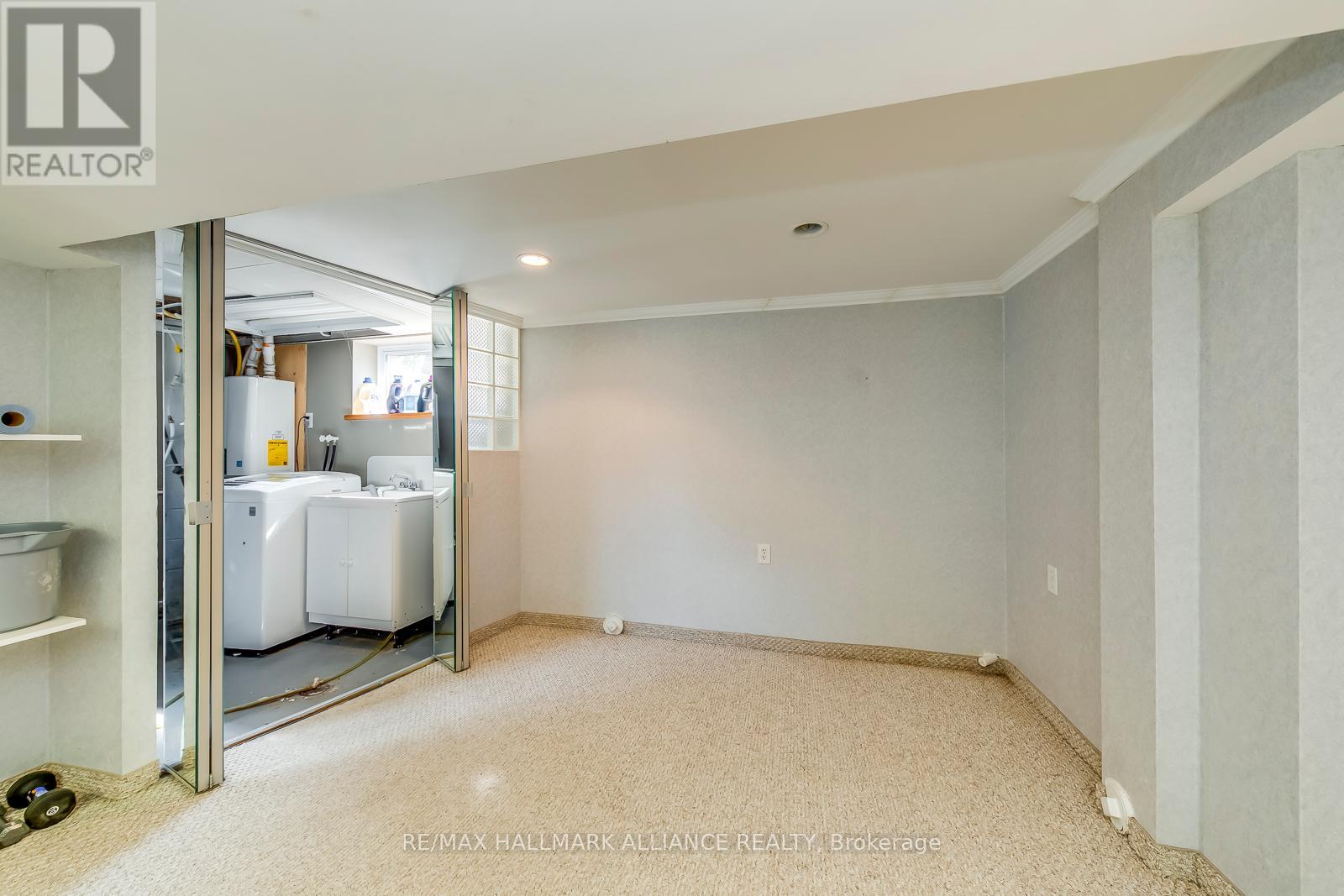 494 Chartwell Road, Oakville (Oo Old Oakville), Ontario  L6J 4A5 - Photo 31 - W12109804