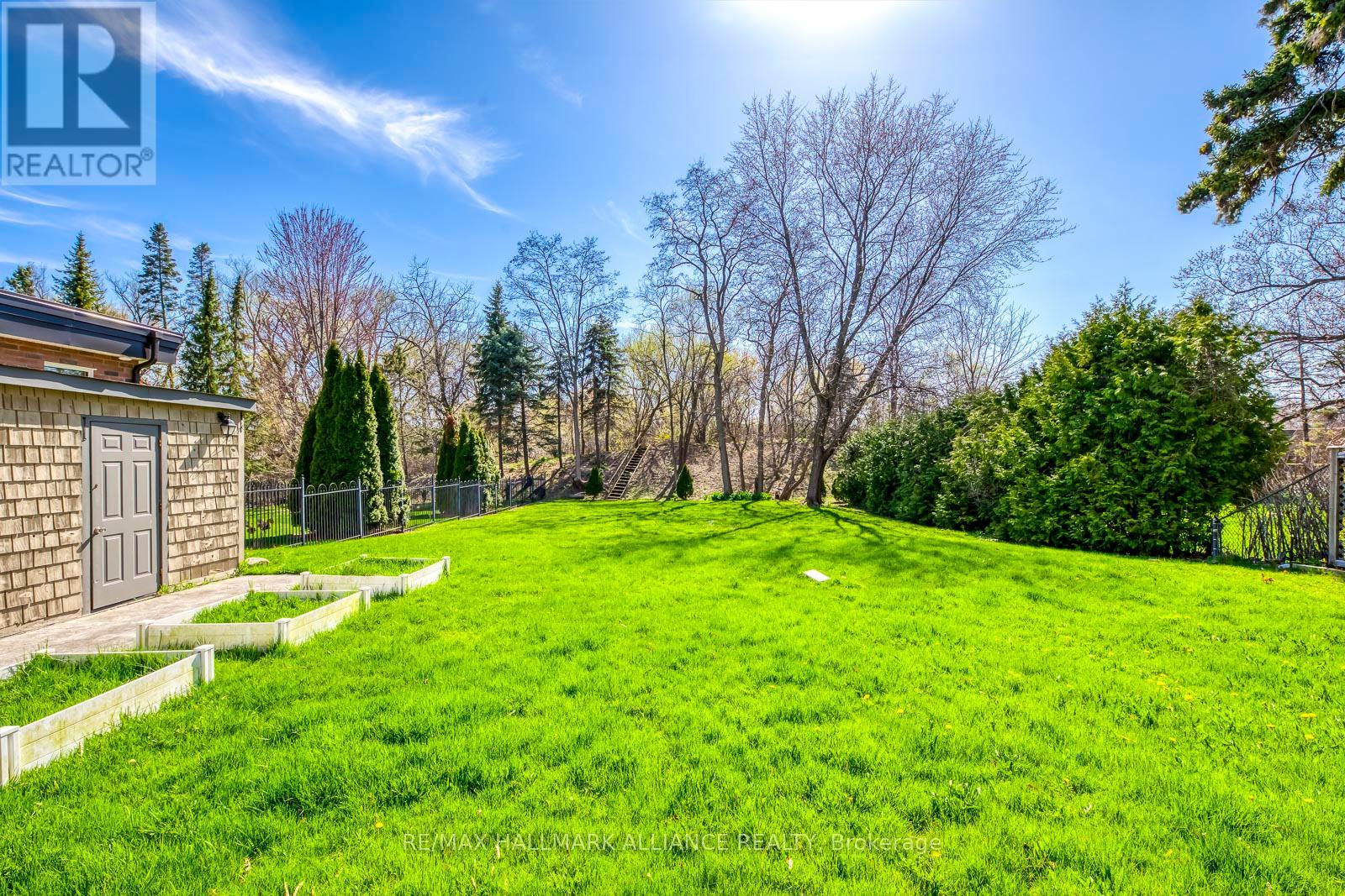 494 Chartwell Road, Oakville (Oo Old Oakville), Ontario  L6J 4A5 - Photo 48 - W12109804