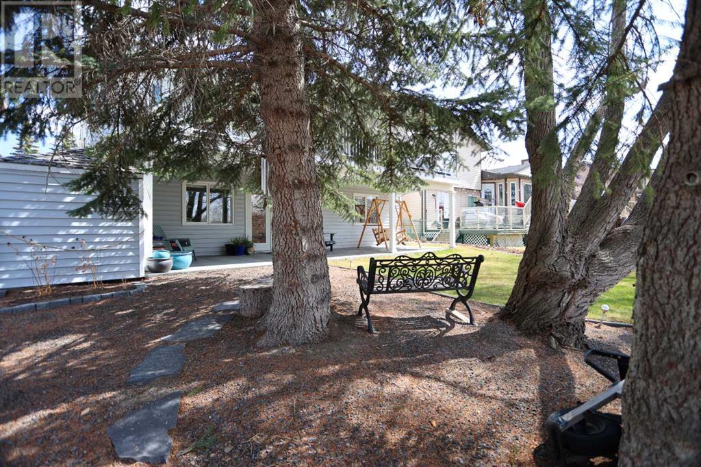 75 Scenic Glen Crescent Nw, Calgary, Alberta  T3L 1K3 - Photo 38 - A2213391