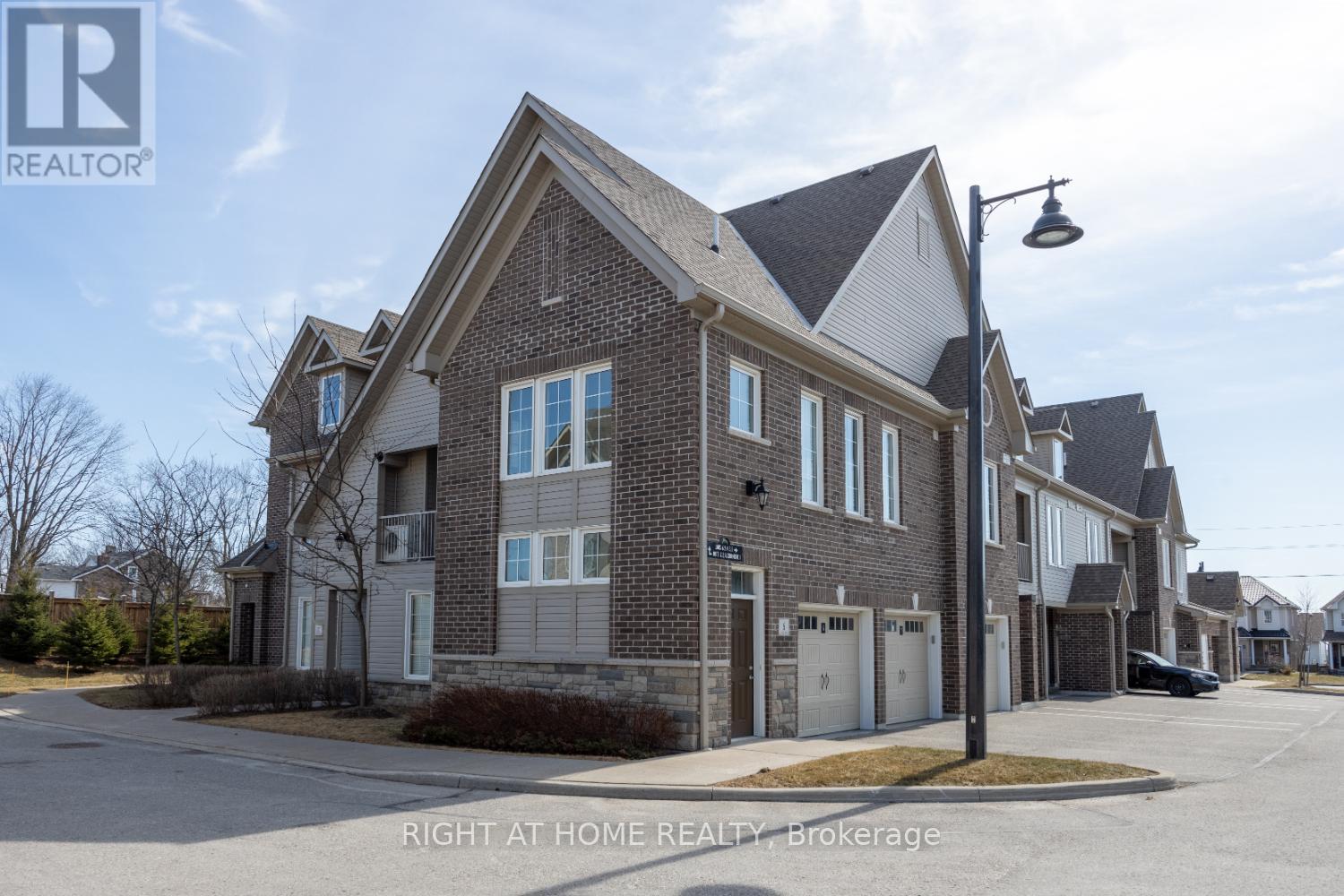 Property at 7 - 1430 GORD VINSON AVENUE image 2