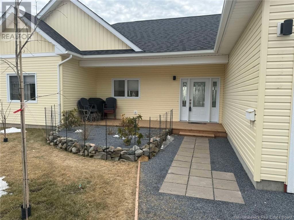 Property at 653 Sea Street image 2