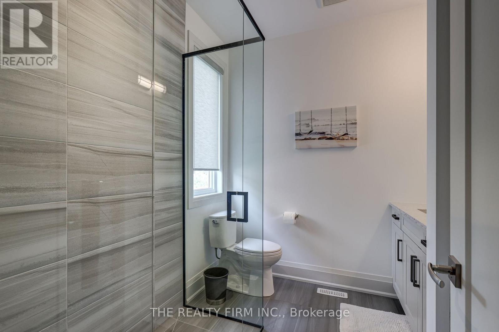56 Optimist Drive, Southwold, Ontario  N5P 3T2 - Photo 22 - X12109903