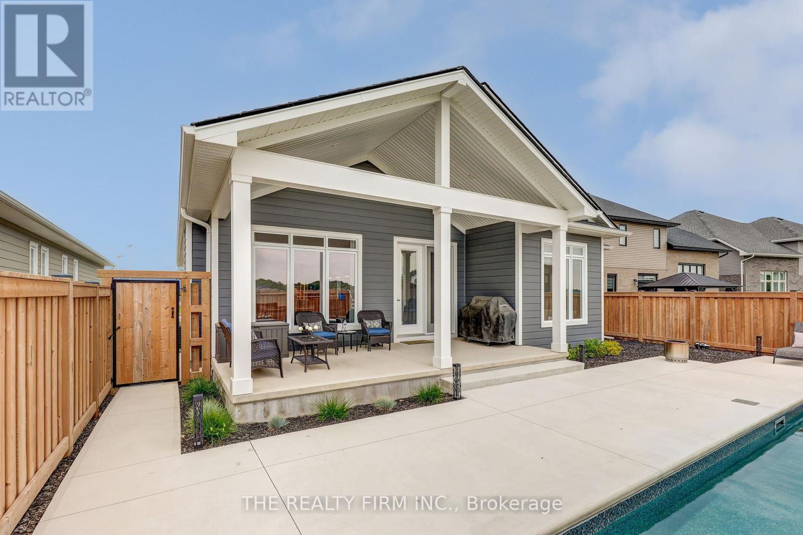 56 Optimist Drive, Southwold, Ontario  N5P 3T2 - Photo 44 - X12109903
