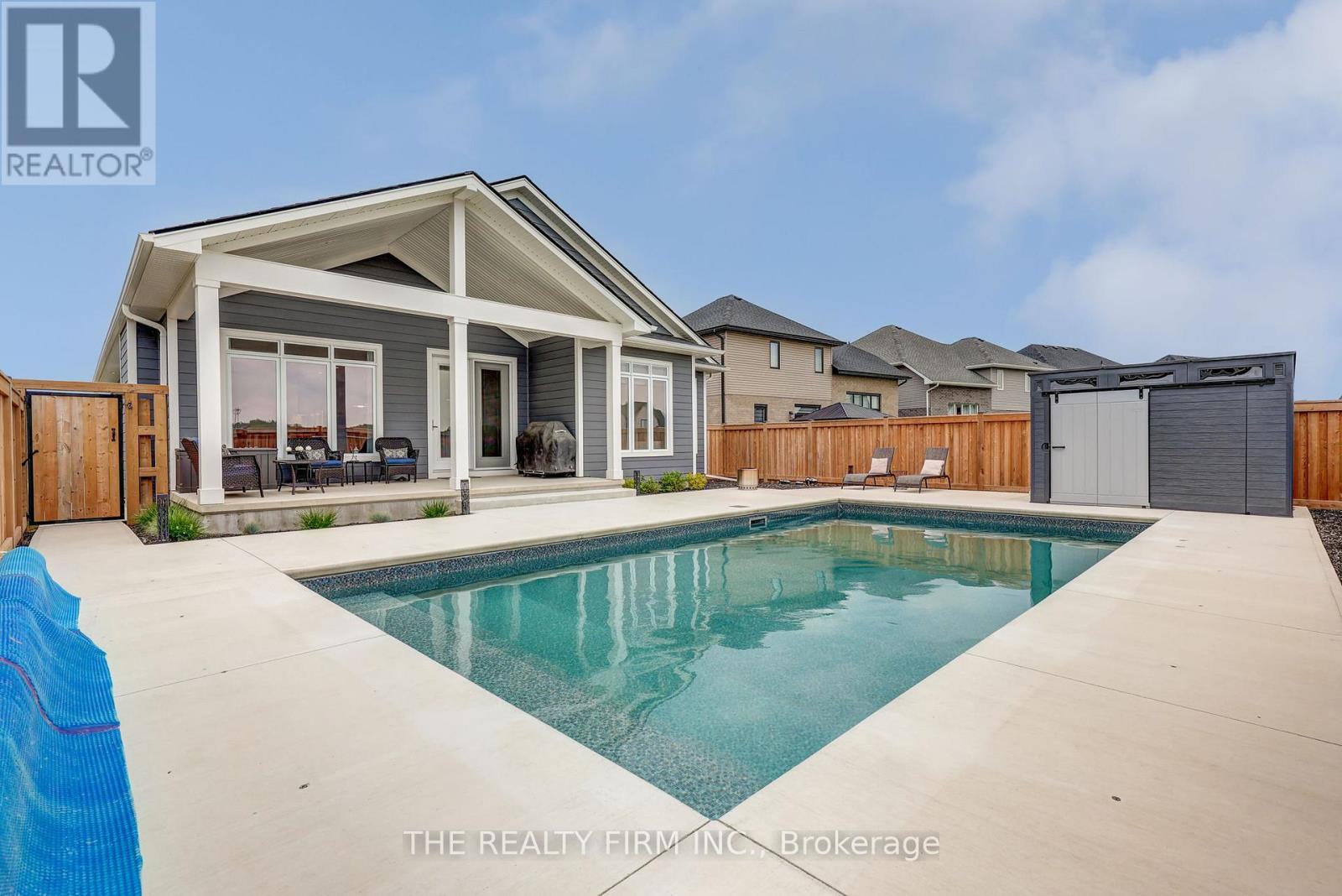 56 Optimist Drive, Southwold, Ontario  N5P 3T2 - Photo 46 - X12109903