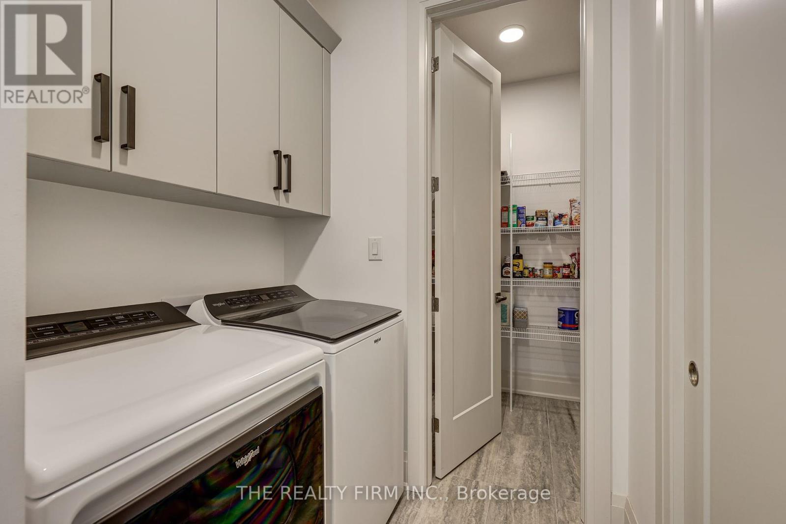56 Optimist Drive, Southwold, Ontario  N5P 3T2 - Photo 8 - X12109903