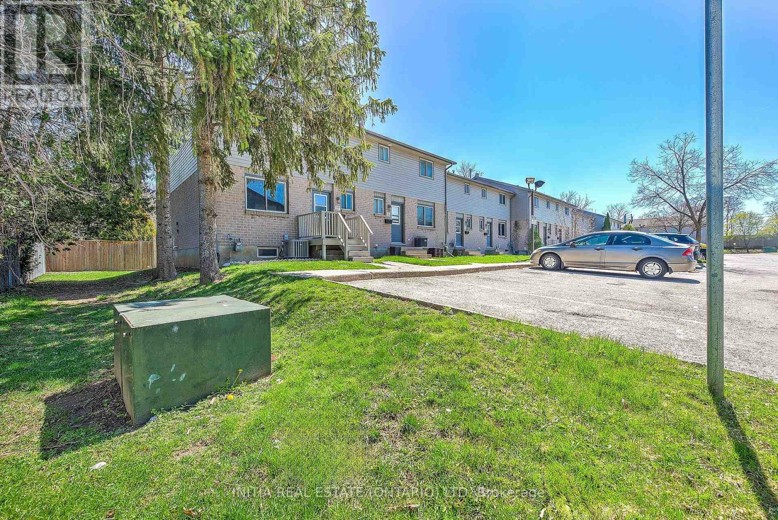 27 - 490 Third Street, London East (East H), Ontario  N5A 4A2 - Photo 5 - X12109939