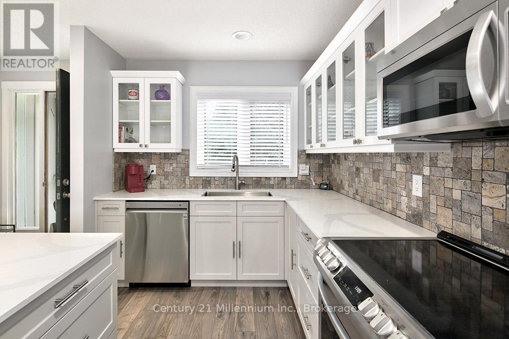 Property at 545 OXBOW CRESCENT image 5