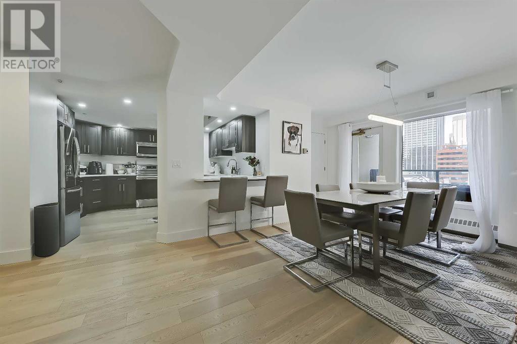 902, 200 La Caille Place Sw, Calgary, Alberta  T2P 5E2 - Photo 11 - A2215645