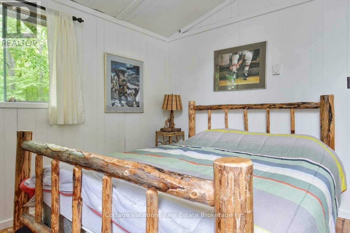1066 Apiary Road, Muskoka Lakes, Ontario  P0C 1M0 - Photo 11 - X12109921