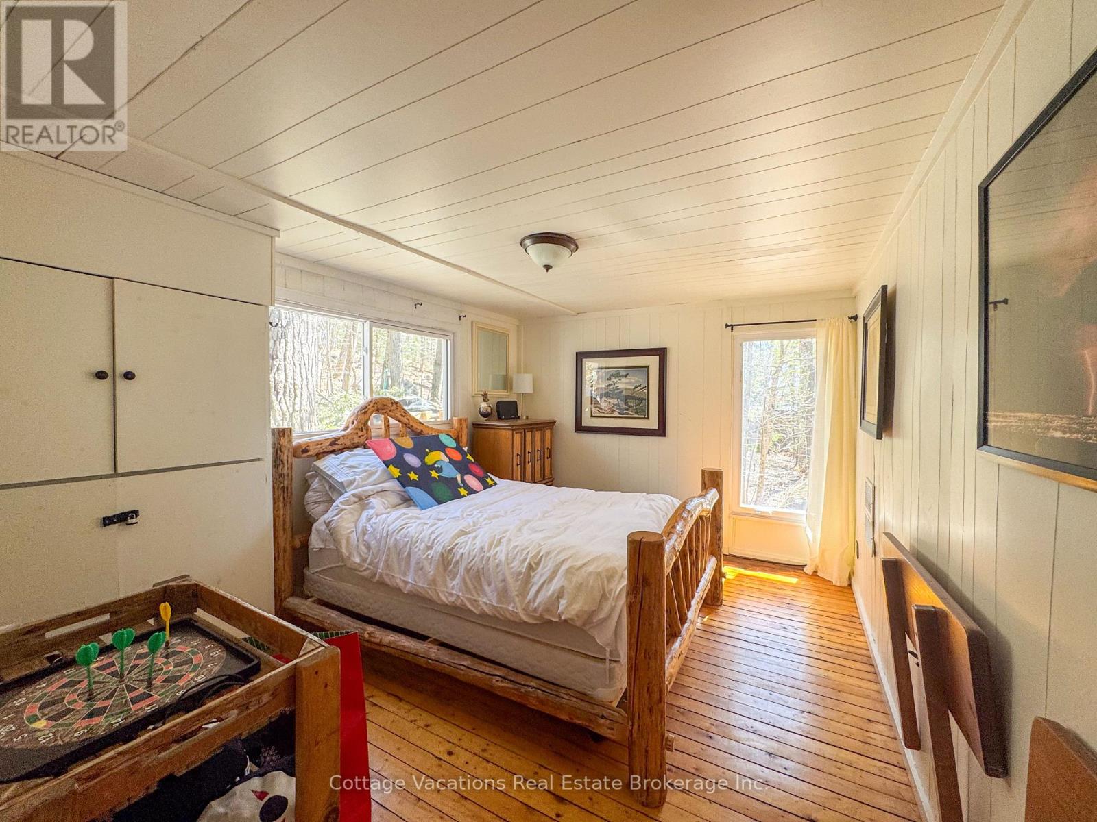 1066 Apiary Road, Muskoka Lakes, Ontario  P0C 1M0 - Photo 12 - X12109921