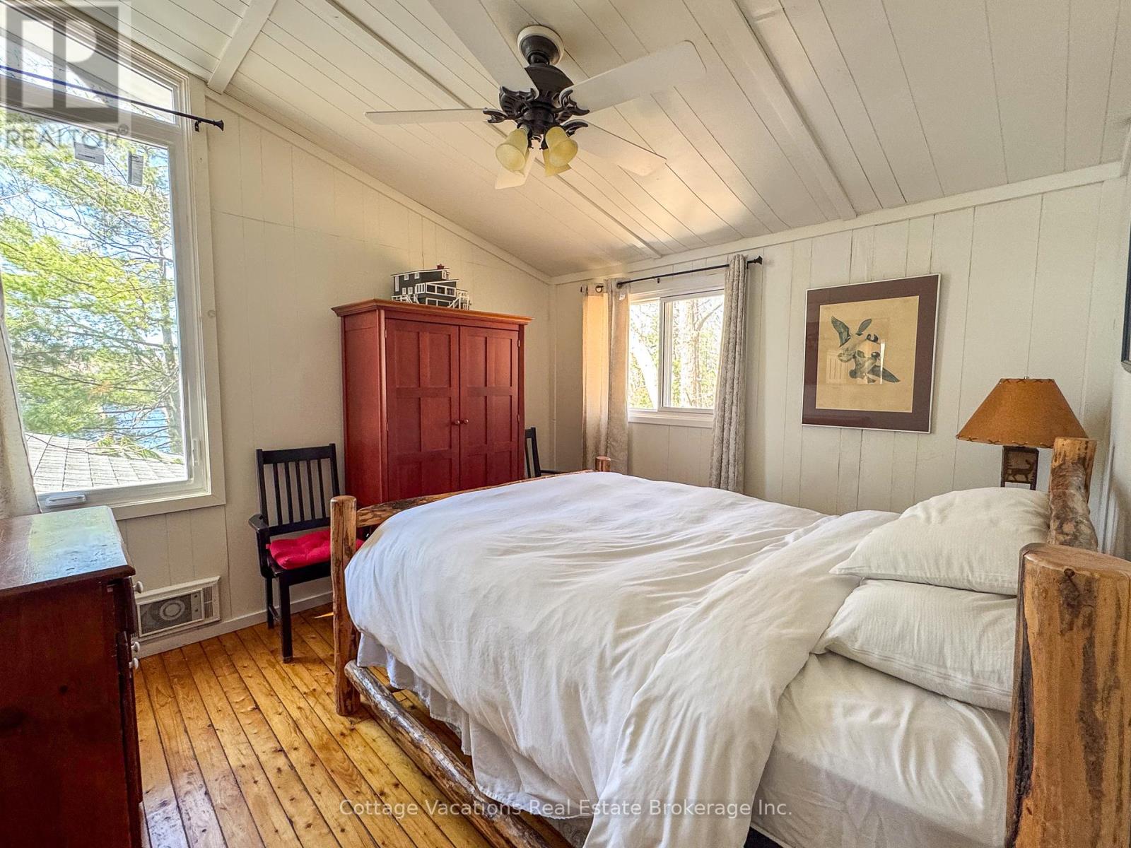 1066 Apiary Road, Muskoka Lakes, Ontario  P0C 1M0 - Photo 16 - X12109921