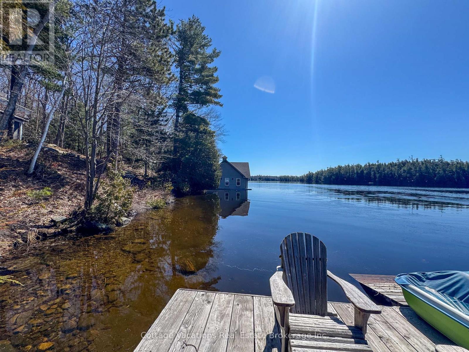 1066 Apiary Road, Muskoka Lakes, Ontario  P0C 1M0 - Photo 25 - X12109921