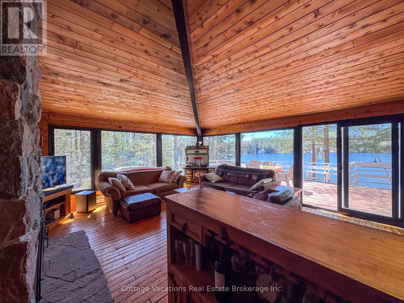 1066 Apiary Road, Muskoka Lakes, Ontario  P0C 1M0 - Photo 6 - X12109921