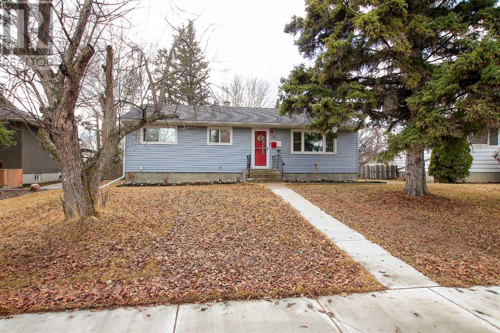 Property at 3883 Eastwood Crescent image 1